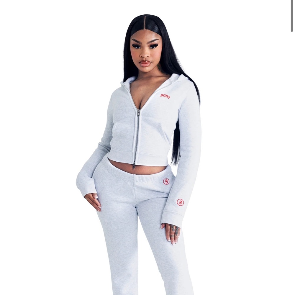 Women's Gray Zip-Up Hoodie and Pants Set